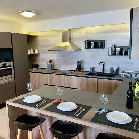 Cristianos View * Арона